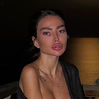 Alena Omovych