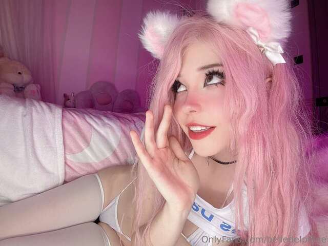 Belledelphine (18) nude photos - TubeOrigin 12