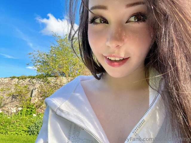 Belledelphine (40) nude photos - TubeOrigin 37