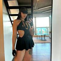 Miaxxxwallace nude photo 17-04-2023