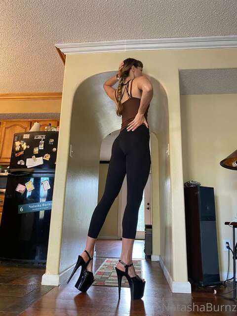 Goddesstalltasha (28) nude photos