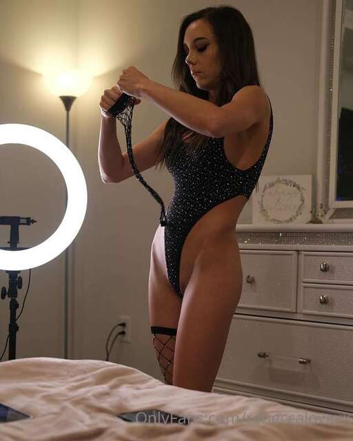 Rebeccalovexx (4) nude photos