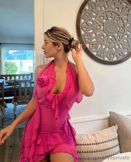Sierraskyeprivate nude photo 11-01-2024 - TubeOrigin 1
