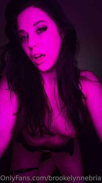 Brookelynnebriar (5) nude photos