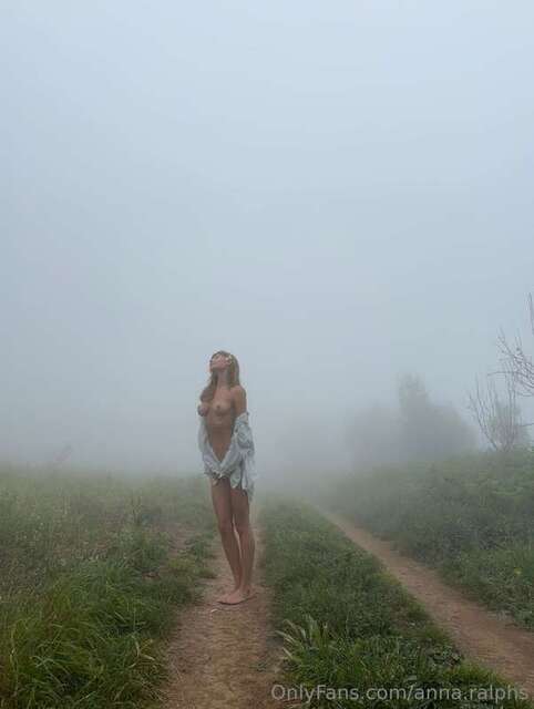 Anna.ralphs (7) nude photos