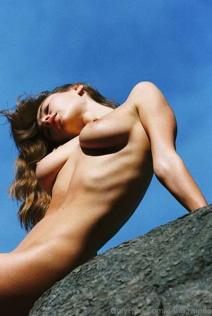 Anna.ralphs (11) nude photos