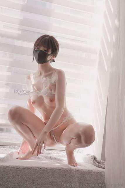 Hongkongdoll (5) nude photos