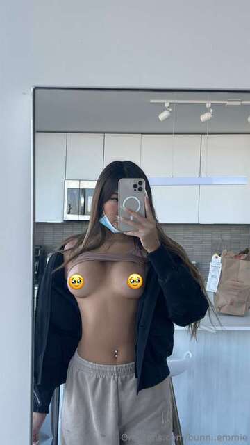 Bunni.emmie nude photo 20-05-2024 - TubeOrigin 1