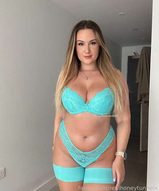 Realhoneytunnelx nude photo 08-05-2024 - TubeOrigin 1
