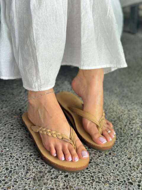 Anikaprettyfeet_ (30) nude photos - TubeOrigin 20