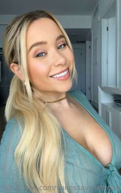 Vanessavioletxoxo foto di nudo… - TubeOrigin 1