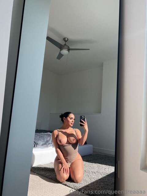 Queendreaaaa (4) photos nues 23-02-2024 - TubeOrigin 4