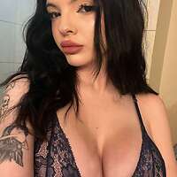 Onlyalinaviolet foto desnuda 01-01-2024