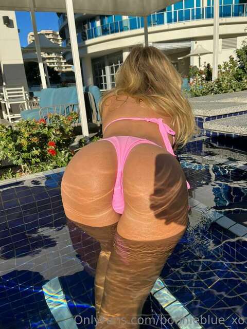 Bonnieblue_xo nude photo 04-07-2023