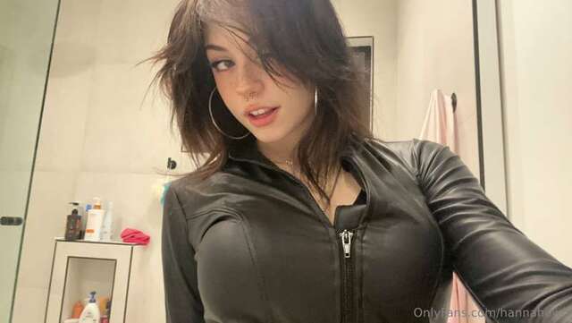 Hannahowo (5) ヌード写真 24-04-2023 - TubeOrigin 4