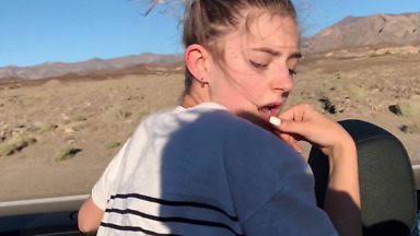 Eva Elfie - Public Teen Sex in the Convertible Car on a Way to Las Vegas