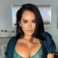 Daisy Marie